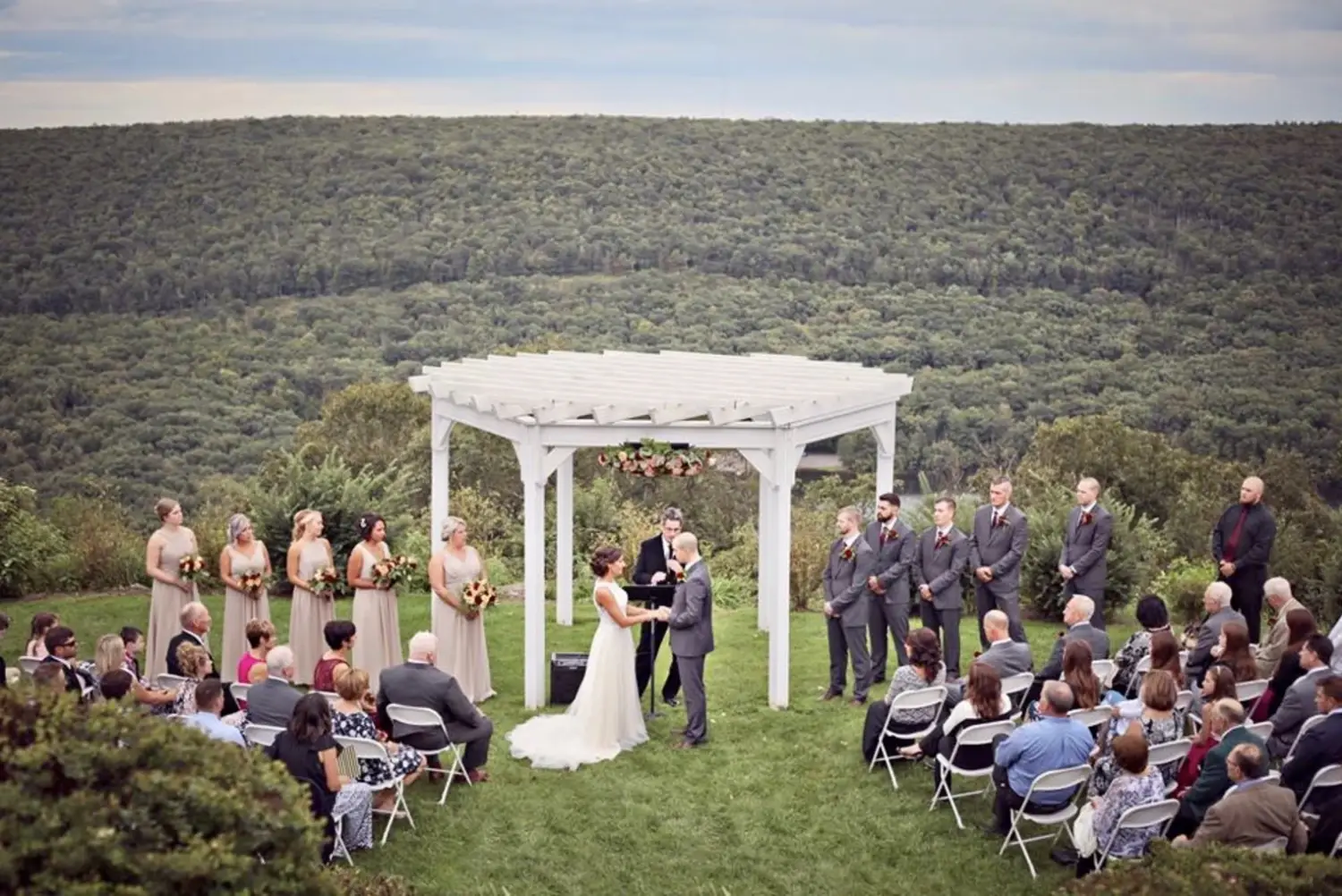 wedding on a mountain at mt valley golf course