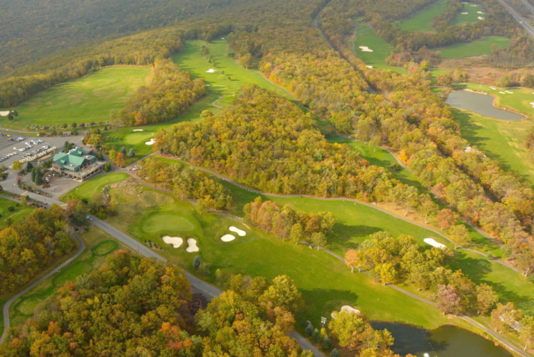 mountain valley golf course in barnesville PA from overhead